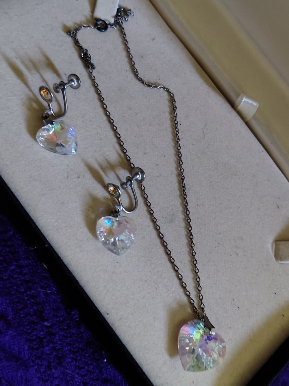 🚨Vintage AB Crystal Faceted Heart Jewelry Set Necklace & Screw Back Earrings